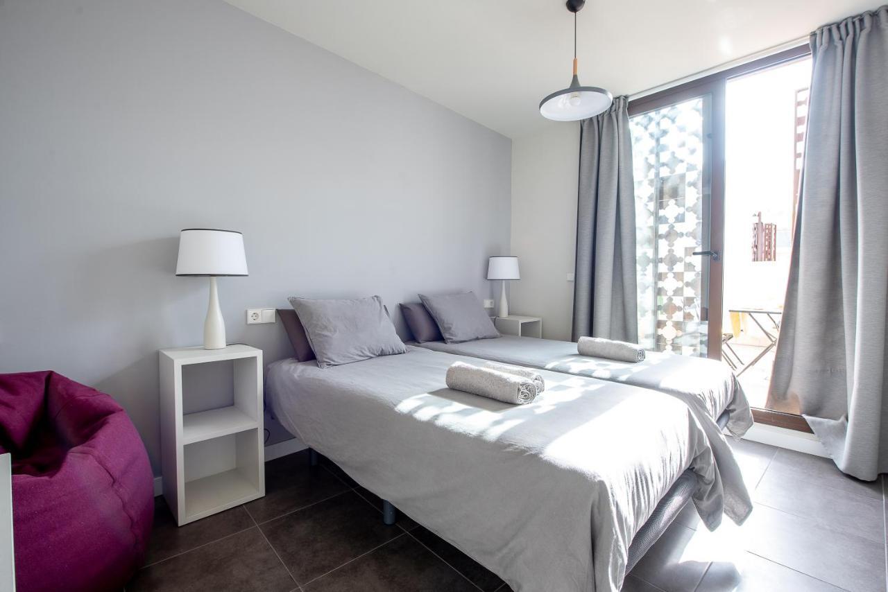 Apartamento con terraza en San Luis. Parking&Netflix Appartement Sevilla Buitenkant foto